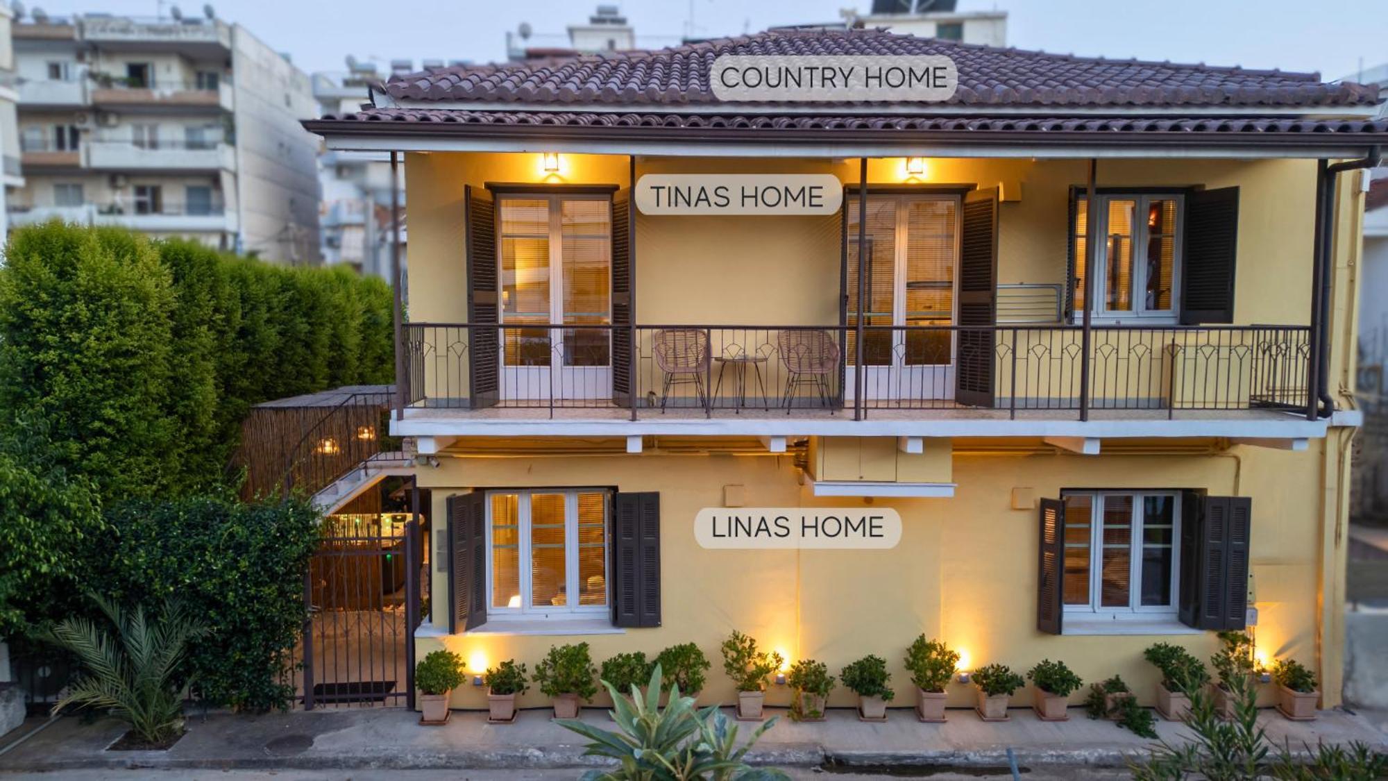 Tinas Home - Kalamata Mediterranean Villas Extérieur photo